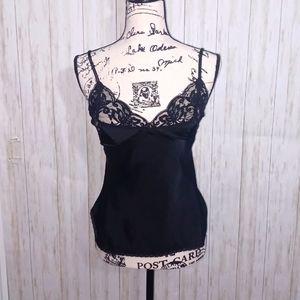 Size 32 Vassarette Top Sleepwear